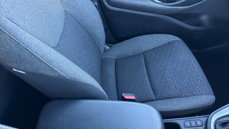 Toyota Yaris Cross 1.5 Hybrid Design 5dr CVT Hybrid Estate